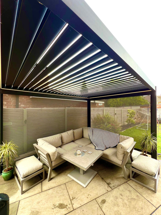Elevate Your Garden with a Bespoke Pergola